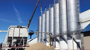 Bins/Hoppers/Silos - Imperial Industries one-piece welded silo